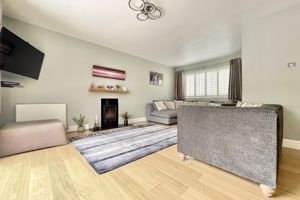 Photo 32- click for photo gallery